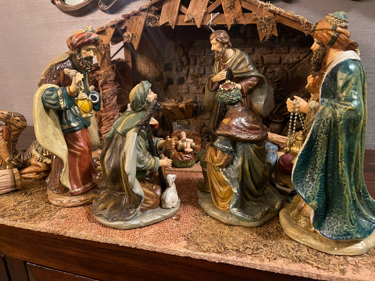 Large Nativity Scene- LOCAL PICK UP ONLY